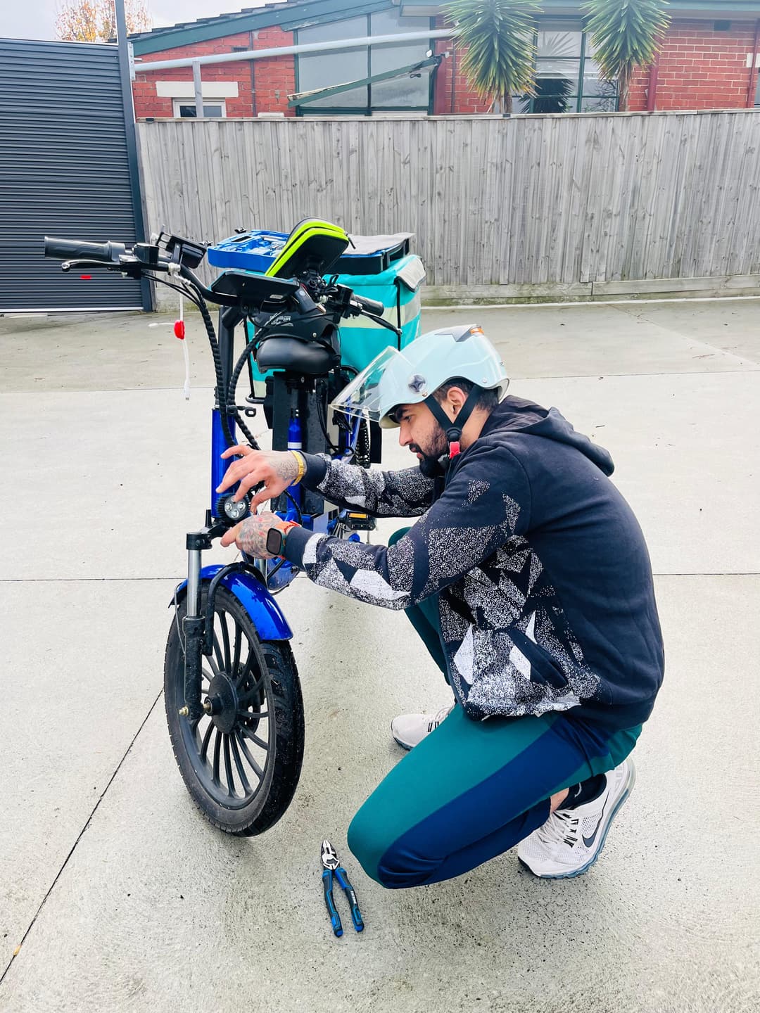 About EBIKE100